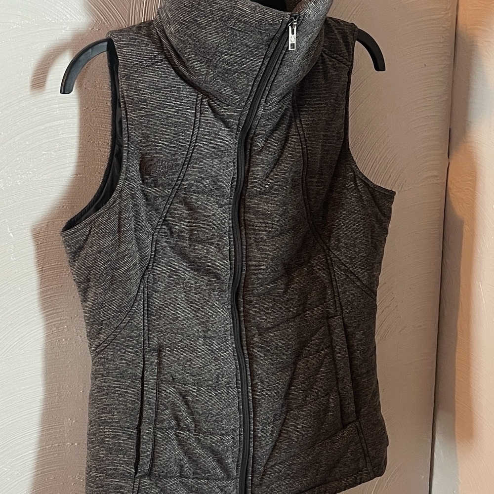 Women's north face vest